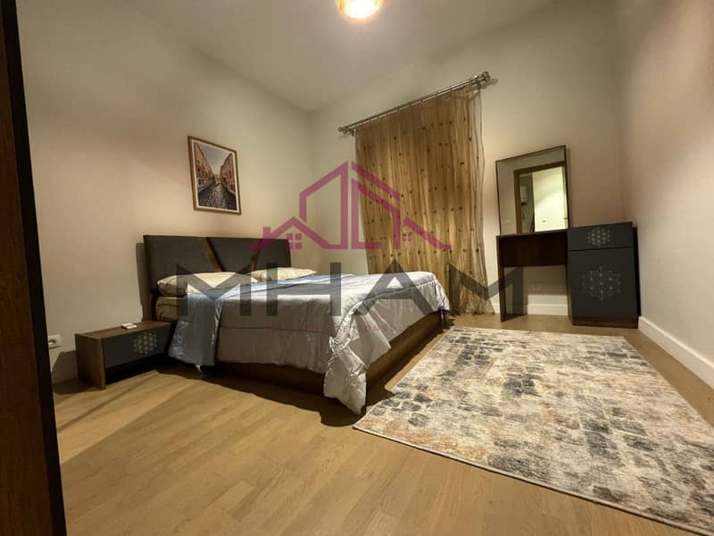 10 photo_5902098046638558206_y. jpg