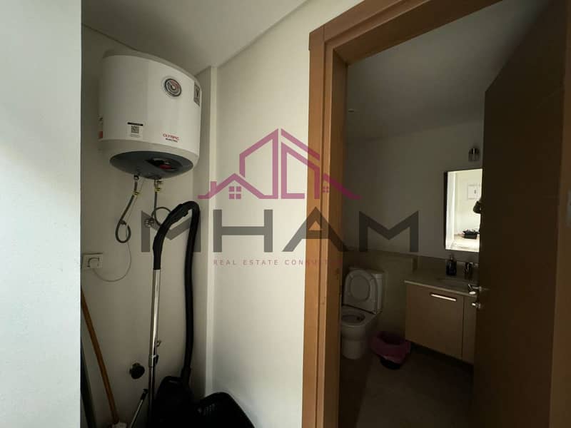 12 photo_5902098046638558208_y. jpg