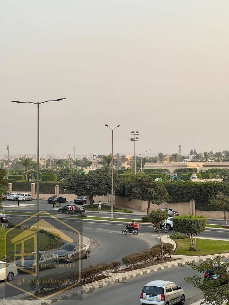 4 WhatsApp Image 2025-12-13 at 15.36. 19 (2). jpeg