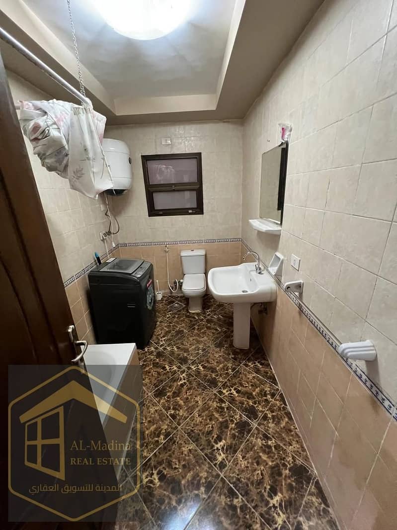 12 WhatsApp Image 2025-12-13 at 15.36. 18 (1). jpeg