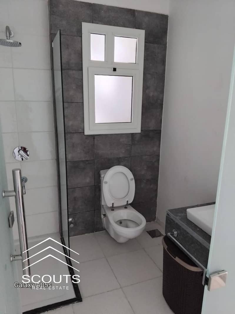 5 WhatsApp Image 2025-12-11 at 21.53. 22_7f0c9686. jpg