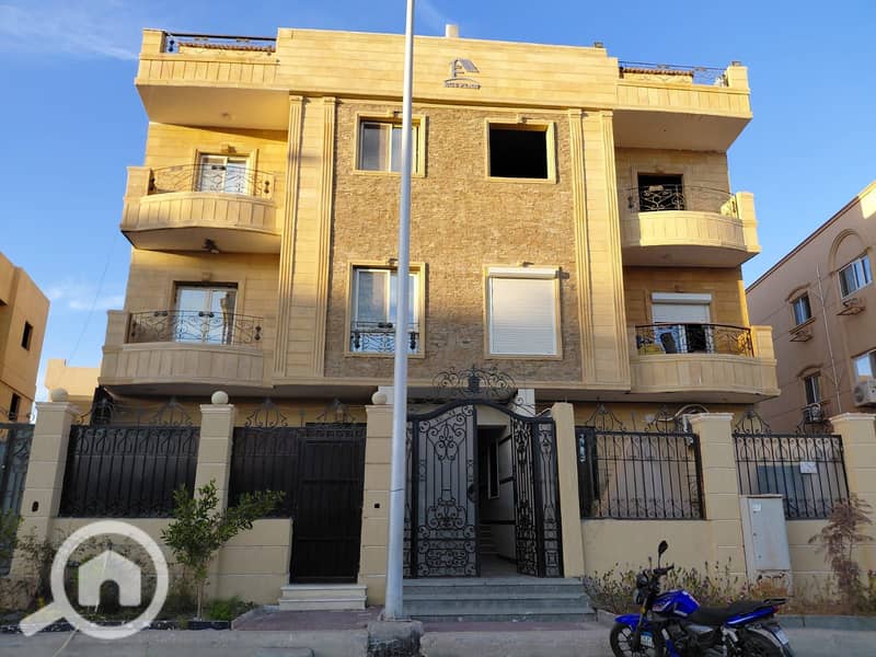 2 be18bae4-f219-460e-8a99-ae7c196fca51. jpg