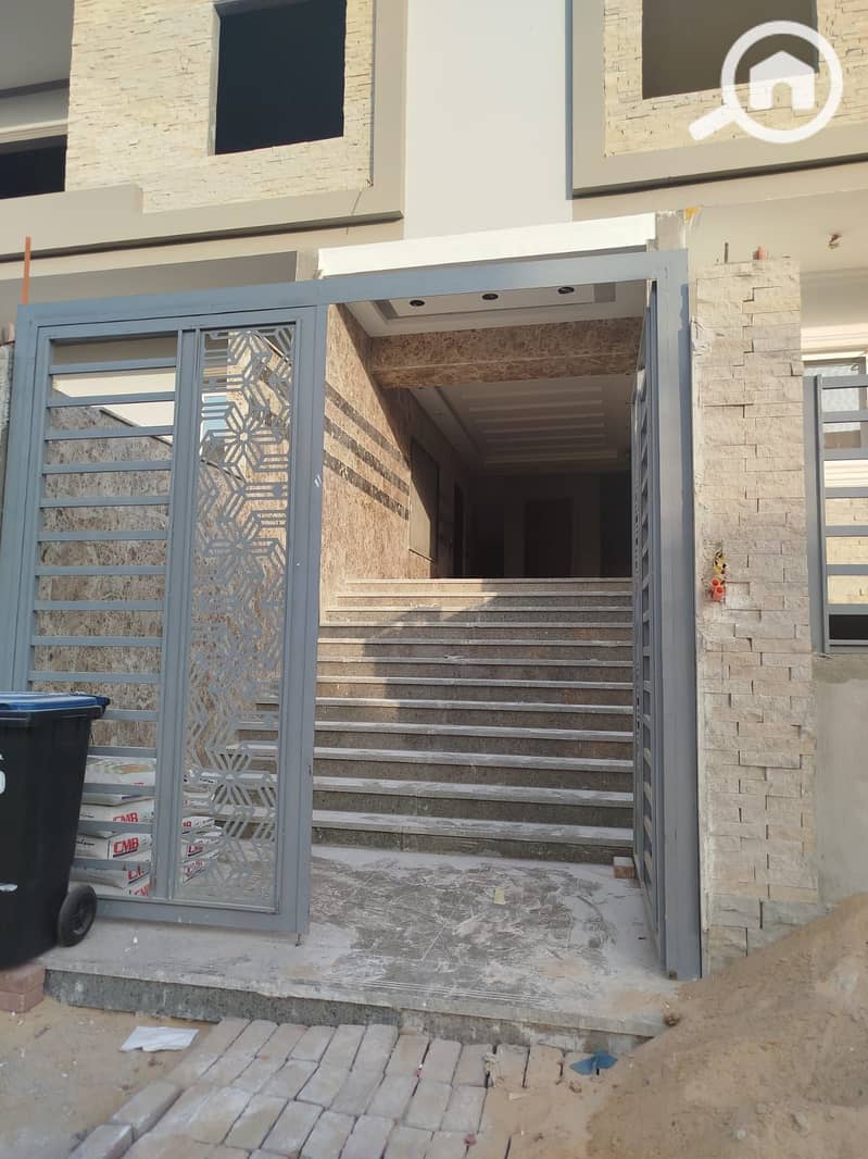 16 250acbdf-afa4-412a-8abf-a4f0ebe0c902. jpg