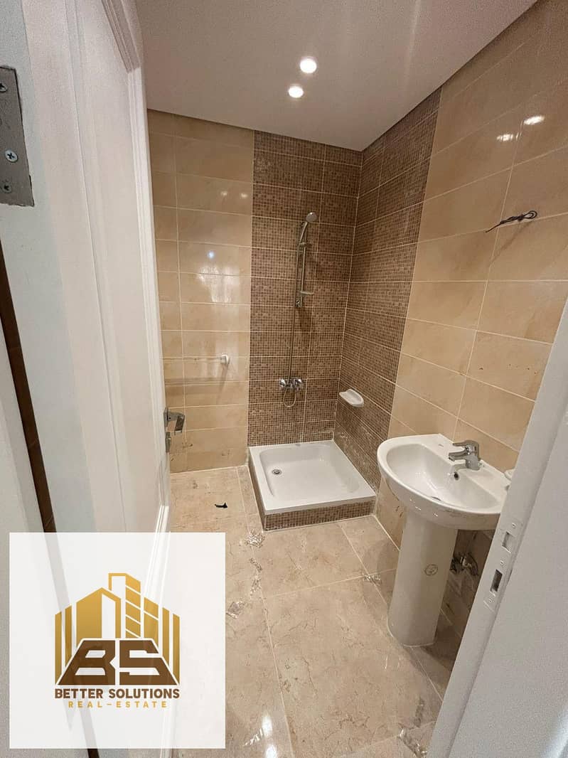 12 WhatsApp Image 2025-10-18 at 3.27. 13 PM (5). jpeg