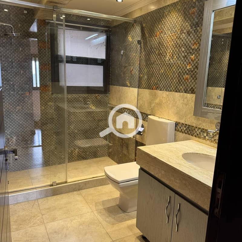 4 d49401bb-c4c8-485e-adcc-4f9d10b33915. jpeg