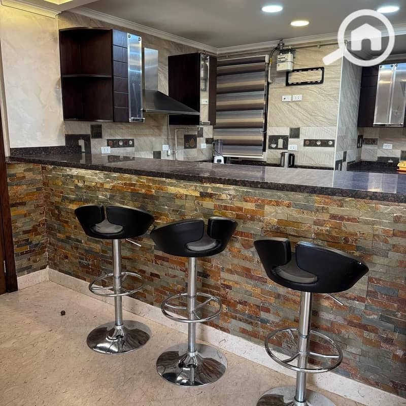 5 2a4d267f-feb1-4ccf-ab7a-a500e7dfb58b. jpeg