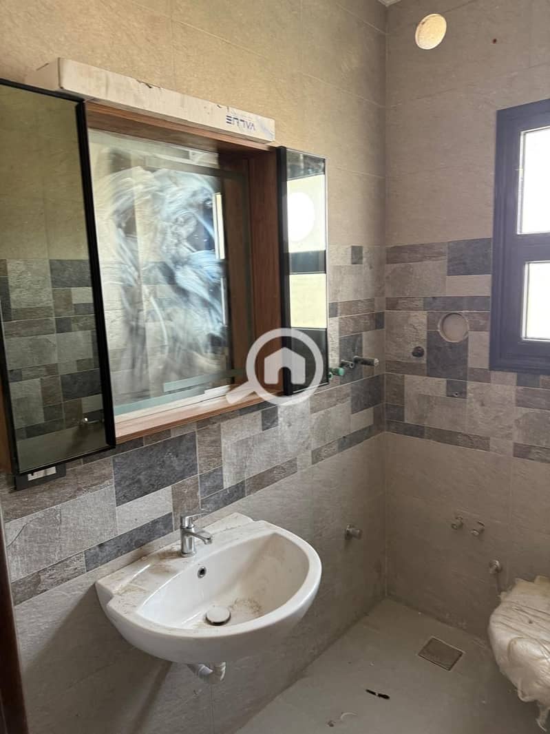 27 IMG-20251211-WA0079. jpg