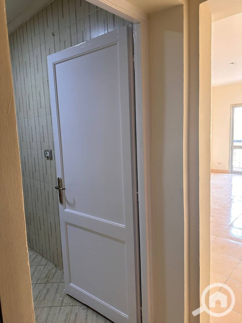 6 9f0892ef-6aa4-4fdd-a065-e6debd52bb07. jpeg