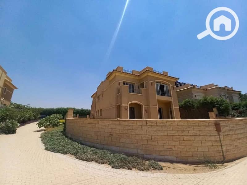 6 527467899_729697236636346_3815502594345352892_n. jpg