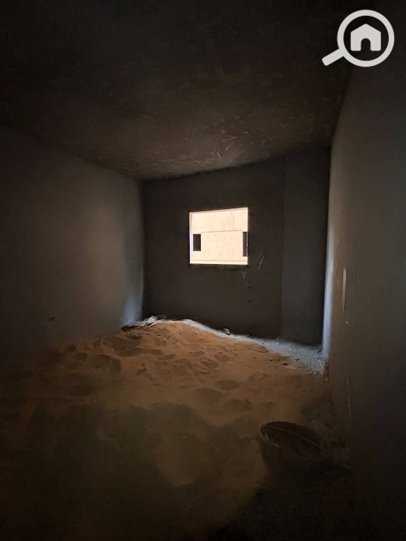 6 f84466c6-761c-44de-9059-9c1eca612e3d. jpg