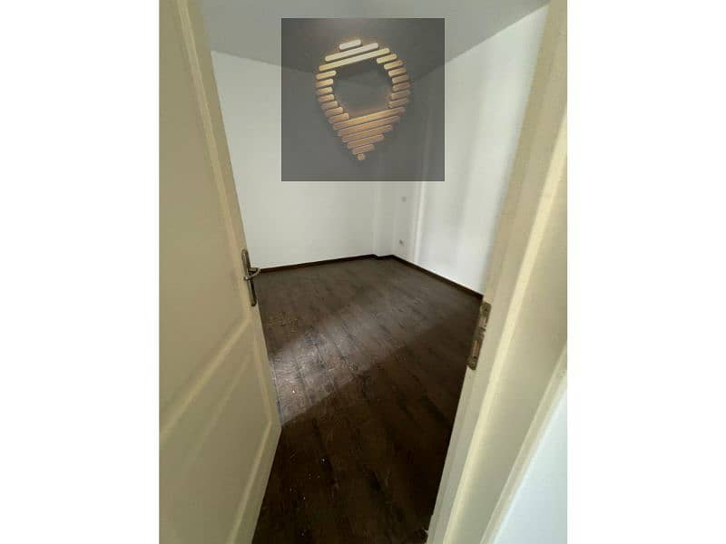 4 WhatsApp Image 2025-12-13 at 16.48. 12_08df69de. jpg