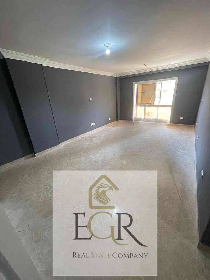 3 5f6fd69b-5c28-4a5e-831a-30f5bd6cb4f0. jpg