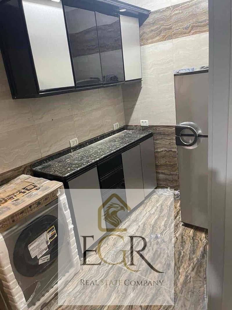 4 7ed0f53a-1463-47f6-b2c5-77963a85f09e. jpg