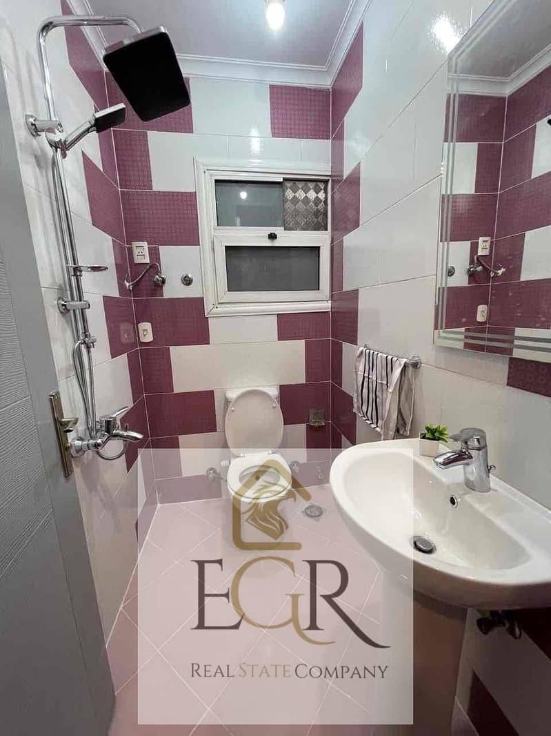 5 ff518b6e-947f-4657-90c6-218418bf3a6f. jpg