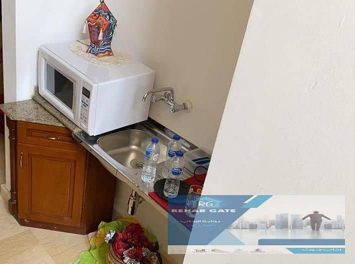 5 0a46a9a7-4f22-4824-a7ed-6c08d190b661. jpg