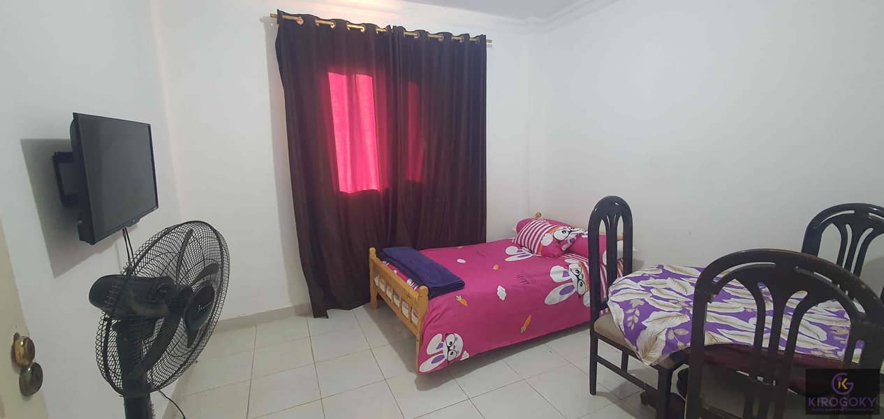 11 b7fc7b4a-98b2-45b0-8221-b49d1a42313c. jpg