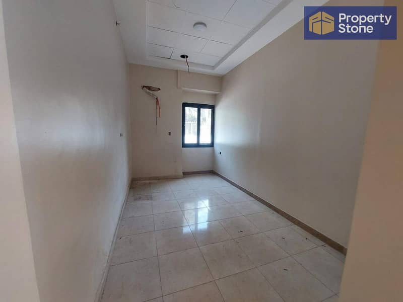 16 WhatsApp Image 2025-11-25 at 4.15. 40 PM. jpeg