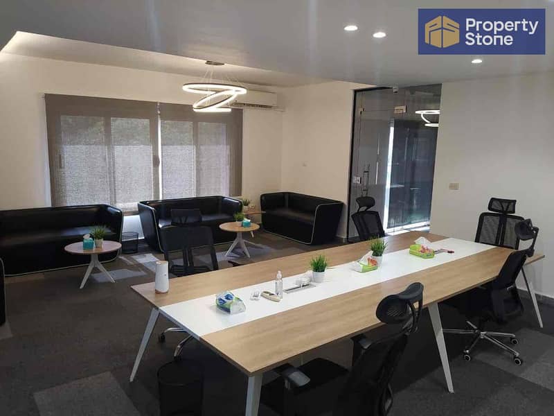 7 b7ed55b1-ff3d-493e-89a7-358b6baa818a. jpg