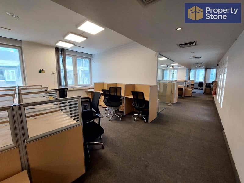 3 eebdbe21-b82d-410b-8e73-56227d16b0b0. jpg