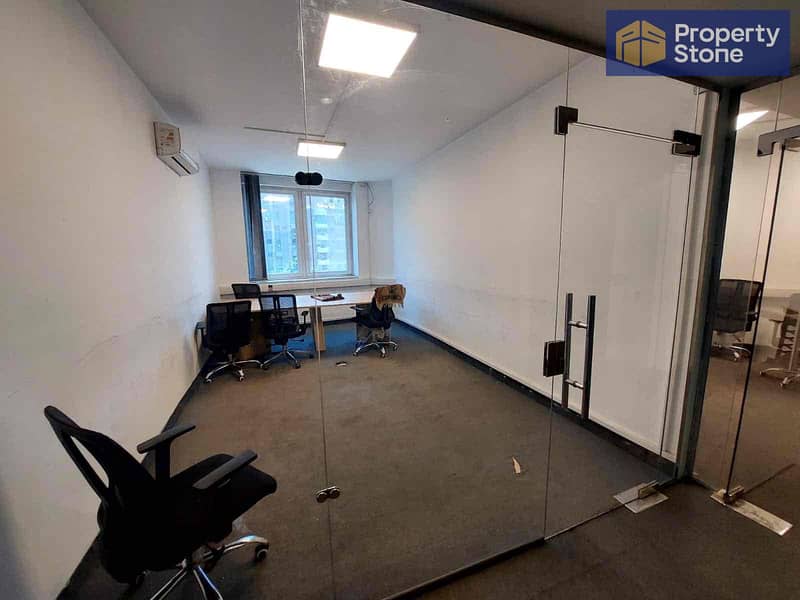 4 2930e148-615e-42fd-b749-ad7e195268a4. jpg