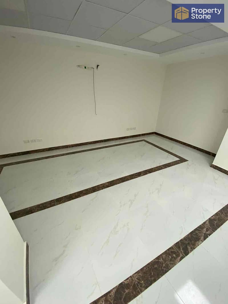 9 9990e1e6-6c00-4ea0-80e5-7dcdd825b984. jpg