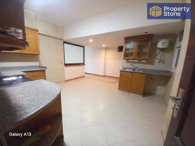 14 7df395bd-5a04-4f9f-9931-3b415bcac339. jpg