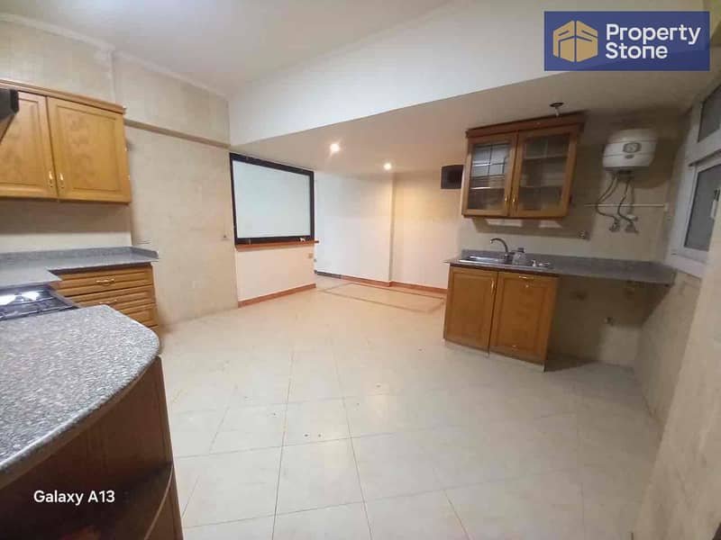 17 14f1b451-6547-46de-a2bb-b467cba3caf3. jpg