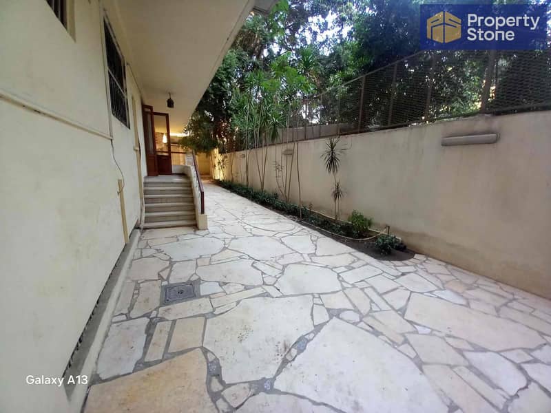 25 b117bacd-e7ff-49df-9196-ecb2250f7d4e. jpg