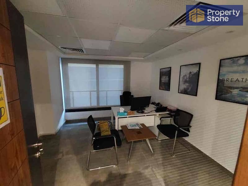 8 1befc53a-ab4f-40f8-b4e4-0fb351475388. jpg