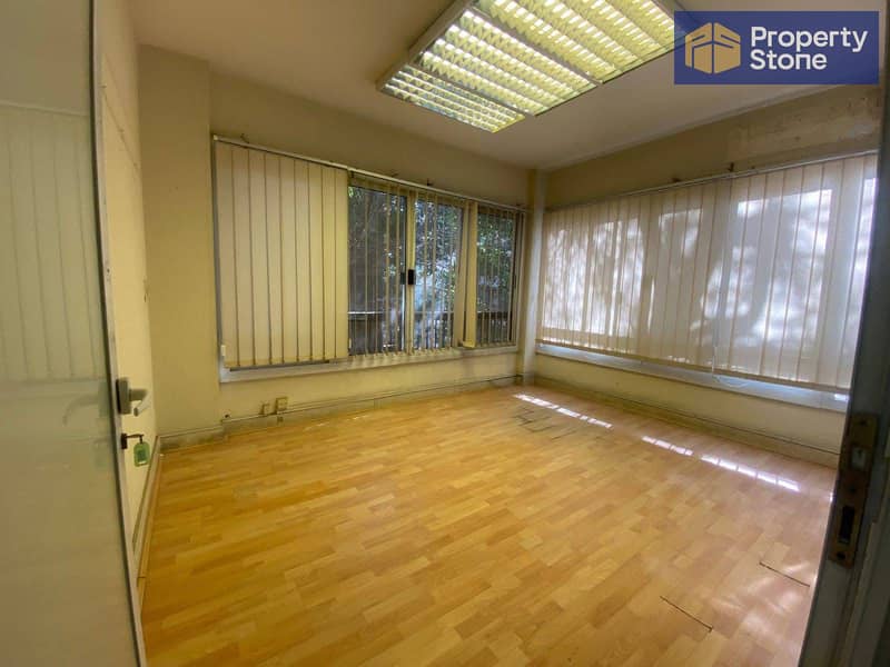 3 WhatsApp Image 2025-10-23 at 5.17. 48 PM (1). jpeg