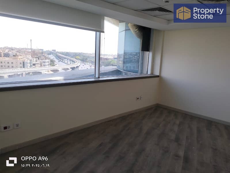 30 WhatsApp Image 2025-10-25 at 5.18. 49 PM (2). jpeg