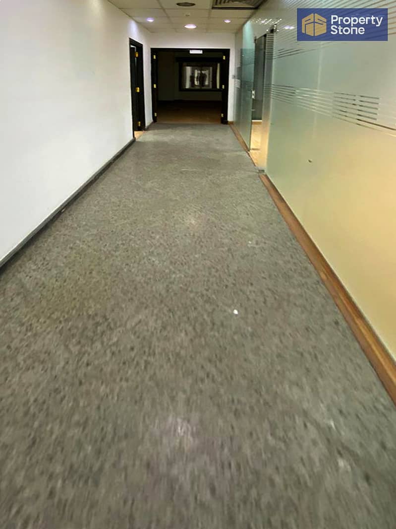 6 4ff7853e-3f98-41f5-b0da-7b205ab0e525. jpg