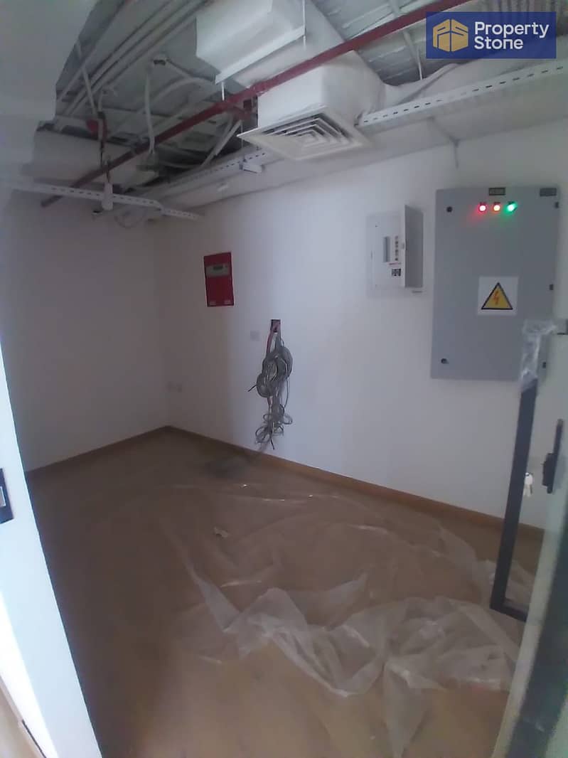 4 WhatsApp Image 2025-10-29 at 3.33. 52 PM (2). jpeg