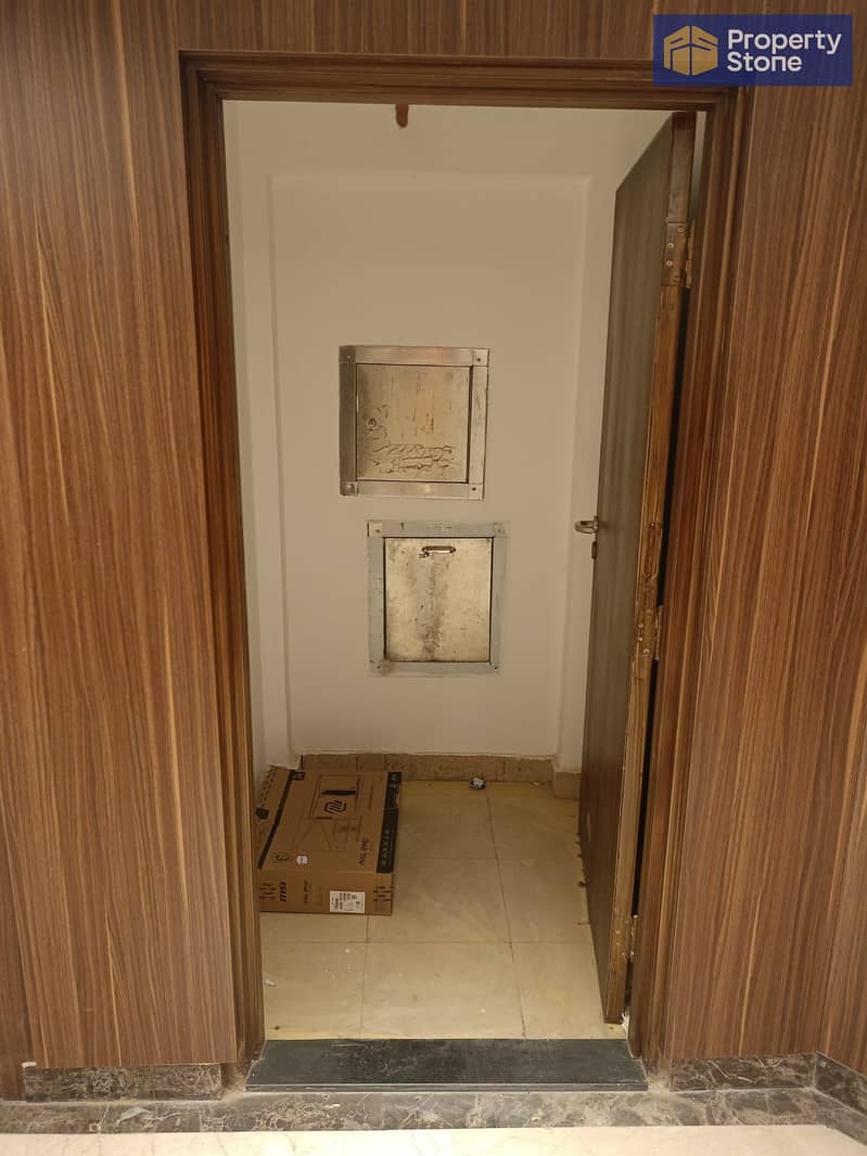 16 WhatsApp Image 2025-10-29 at 3.35. 28 PM (2). jpeg