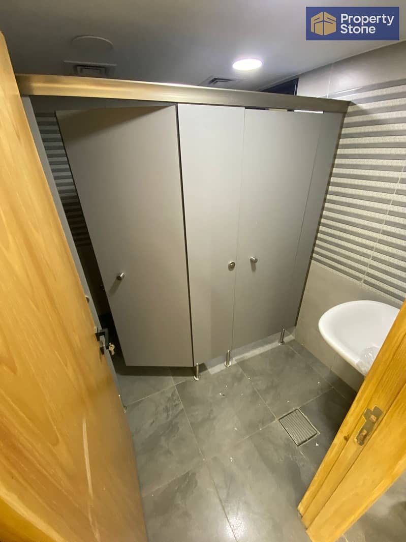 8 WhatsApp Image 2025-11-23 at 5.50. 41 PM (3). jpeg