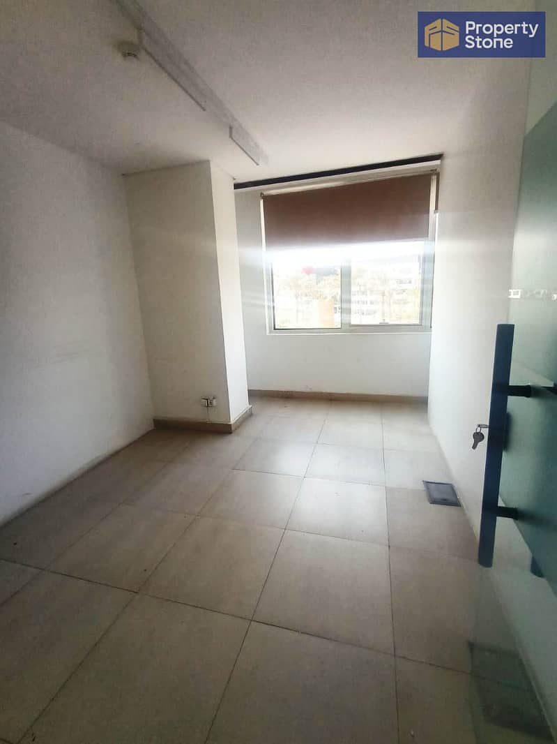 4 WhatsApp Image 2025-11-13 at 12.31. 22 PM. jpeg