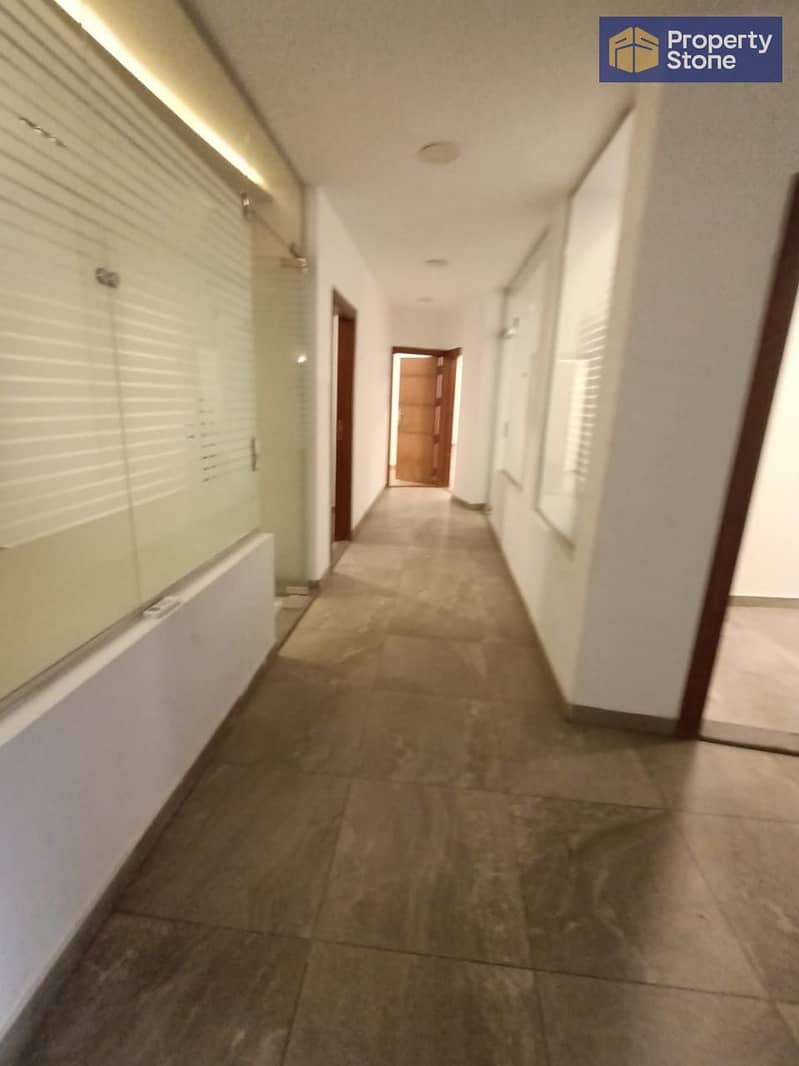 28 WhatsApp Image 2025-12-12 at 6.44. 00 PM (1). jpeg