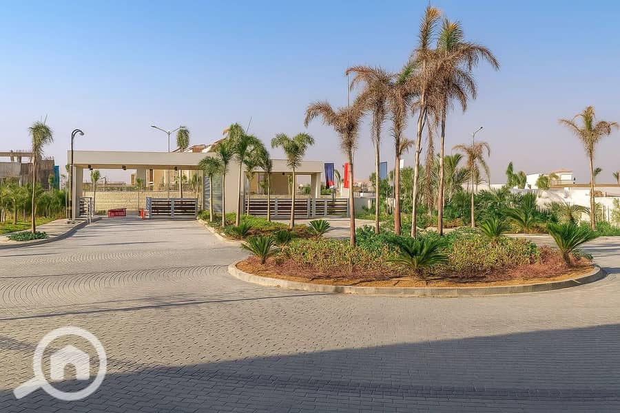 4 assets_task_01k1tftgsnfsf8j7mhtzzvpzx2_1754309536_img_0. jpg