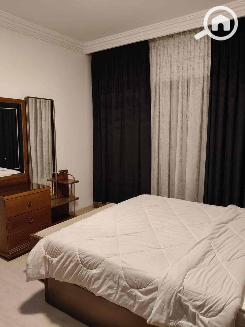 16 e8f4eac1-486e-4d77-9be5-652748fa0136. jpg