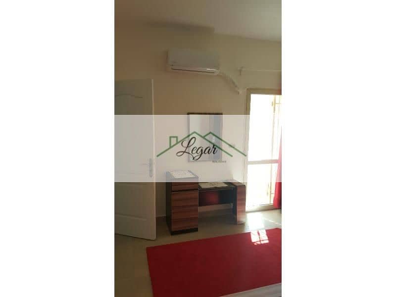 7 49f5bf90-54f9-46b1-bf6f-b041f7dfa13c. jpeg