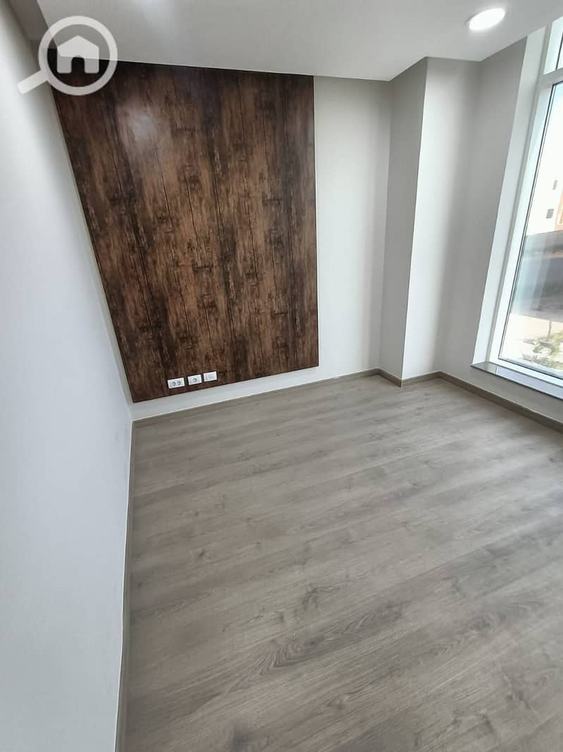 15 WhatsApp Image 2025-12-13 at 6.46. 05 PM. jpeg