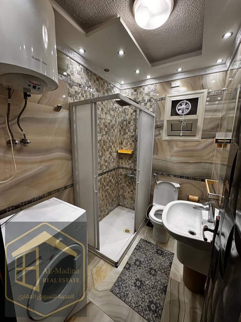 8 WhatsApp Image 2025-10-22 at 14.44. 12_9d76498d. jpg