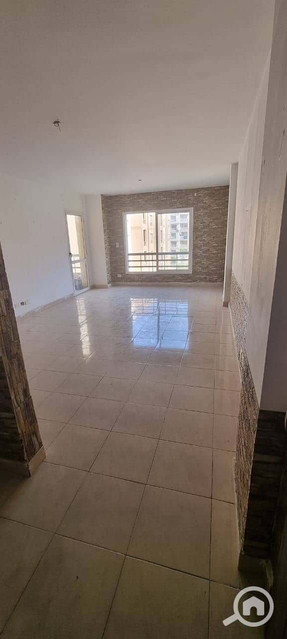 4 0af250b0-7e99-4f8c-ab38-929c3b91c07a. jpeg