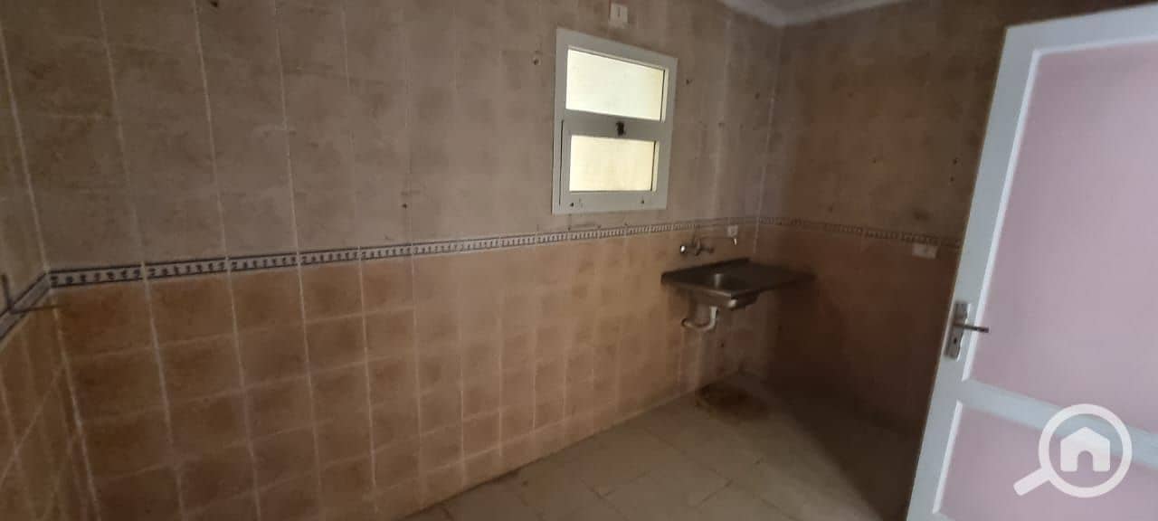 9 b6ed943f-16b8-418f-be8d-1bcabfa4020c. jpeg