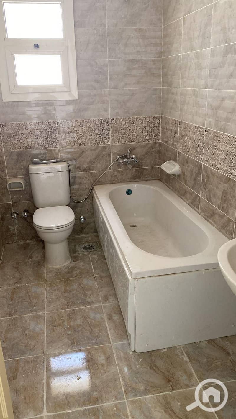 3 4bbff4de-78ce-4cf9-a7bf-eee18d09223c. jpeg