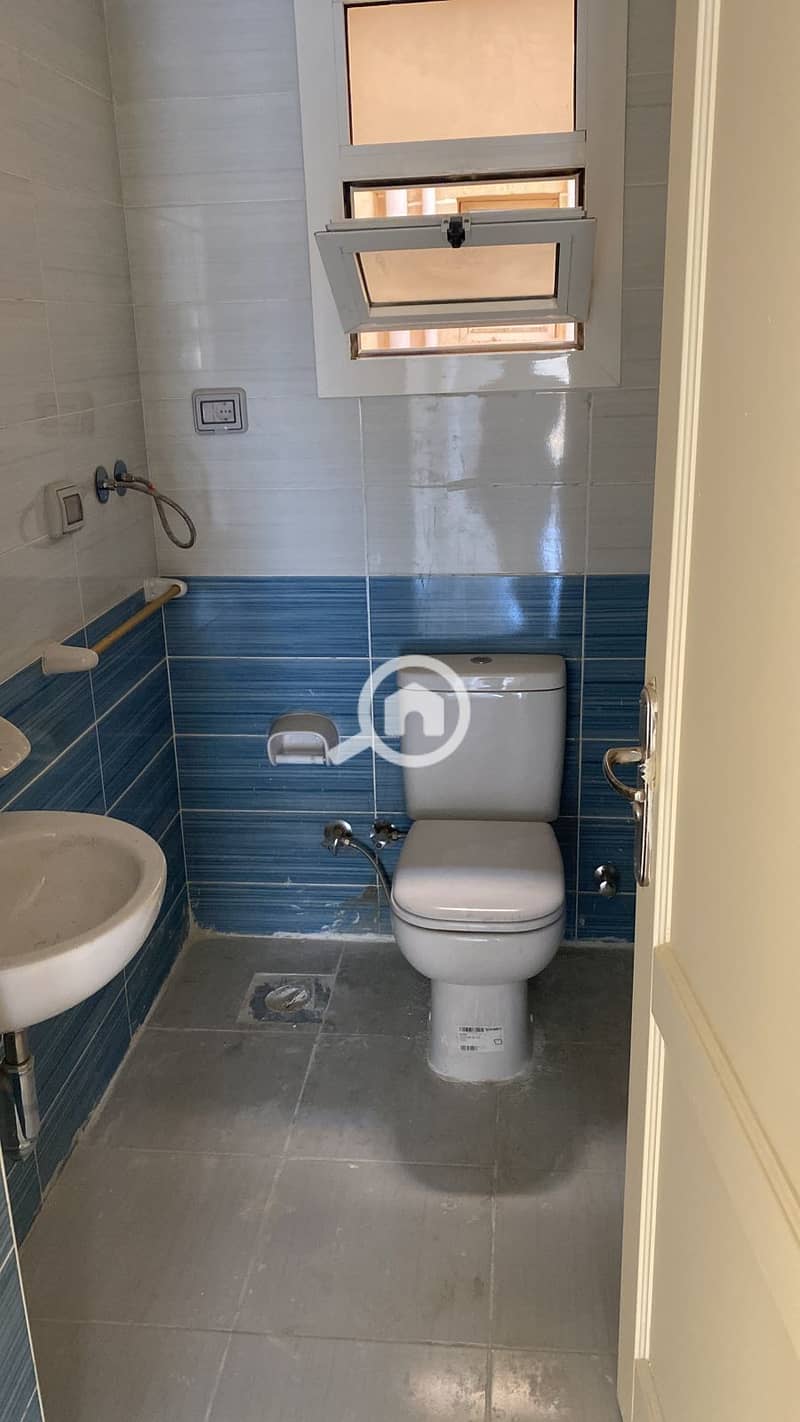 10 a648a92d-f17e-4c9f-9955-019dd08a7777. jpeg