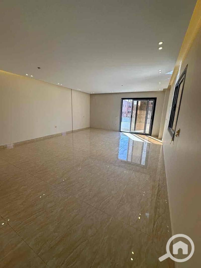 2 e49411be-aa08-4adb-b886-c4cb1a5d13e0. jpg