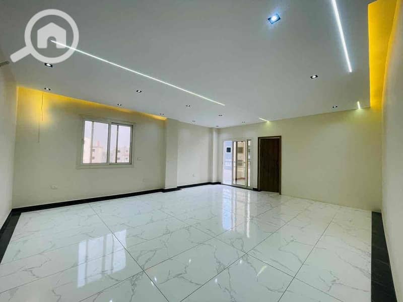 3 709a4c95-a9ca-435b-96aa-4f67af9a7c42. jpg