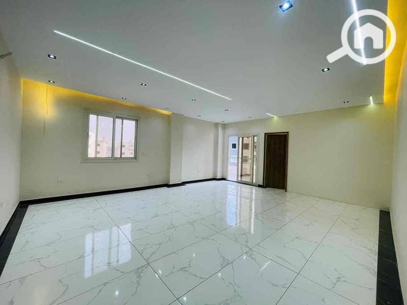 7 7d95b5e5-8b5a-497e-9ddb-888b1a375b7f. jpg