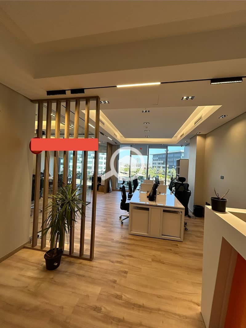 4 2c80fd56-c8bf-46d8-b936-c6335f8c4fb6. jpeg